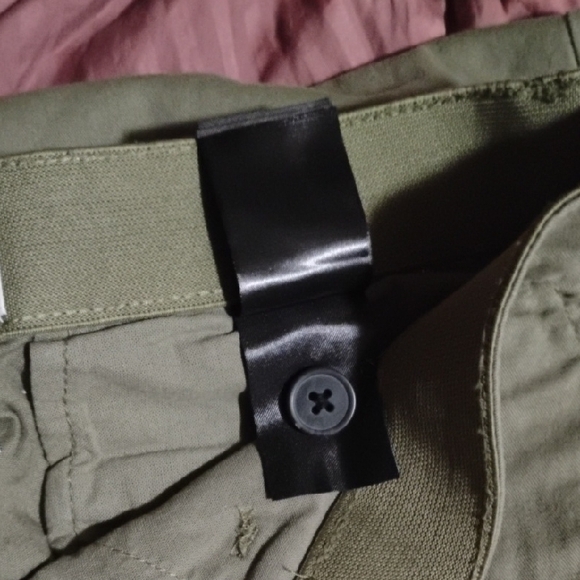 H&M Olive Green Chinos - Picture 6 of 6